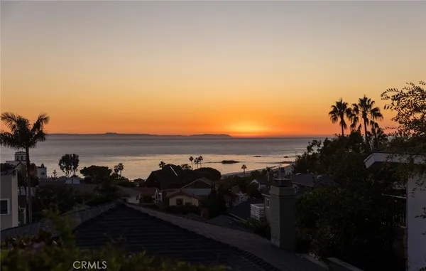 $3,995 | 464 Bent Street, Unit B, Laguna Beach, CA 92651