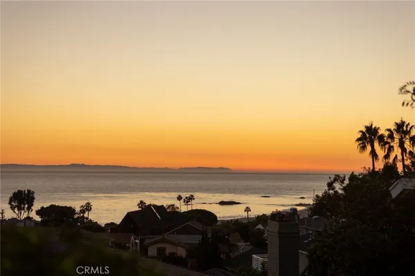 $3,995 | 464 Bent Street, Unit B, Laguna Beach, CA 92651