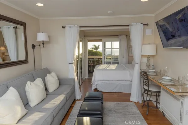 $4,200 | 464 Bent Street, Unit B, Laguna Beach, CA 92651