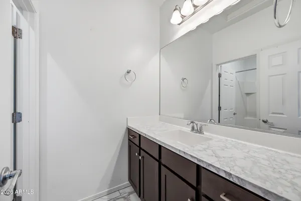 $2,800 | 668 North Sparrow Court, Gilbert, AZ 85234