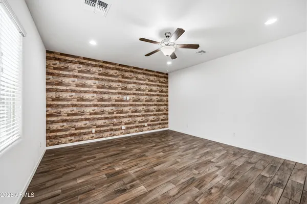 $2,800 | 668 North Sparrow Court, Gilbert, AZ 85234