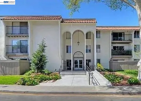 $2,950 | 1720 Halford Avenue, Unit 121, Santa Clara, CA 95051