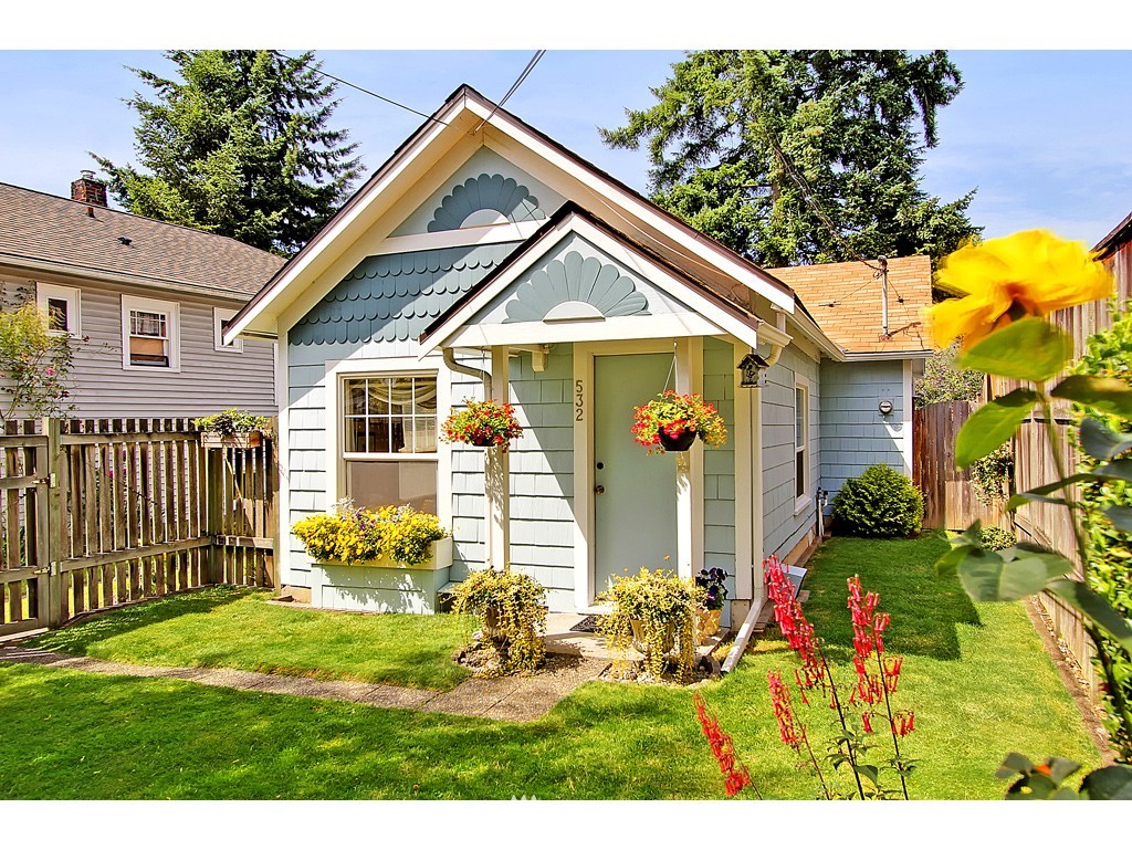 532 North 80th Street Seattle, WA 98103 - Photo 1 of 15 Gallery Image 1