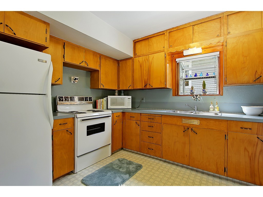 532 North 80th Street Seattle, WA 98103 - Photo 7 of 15 Gallery Image 7