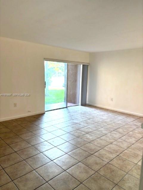 9493 Southwest 76th Street, Unit L4 Miami, FL 33173 - Photo 8 of 33