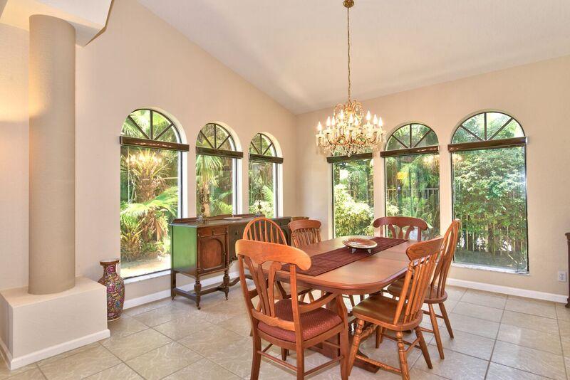 7674 La Corniche Circle Boca Raton, FL 33433 - Photo 17 of 26 dining