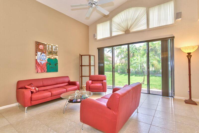 7674 La Corniche Circle Boca Raton, FL 33433 - Photo 4 of 26 living rm 2