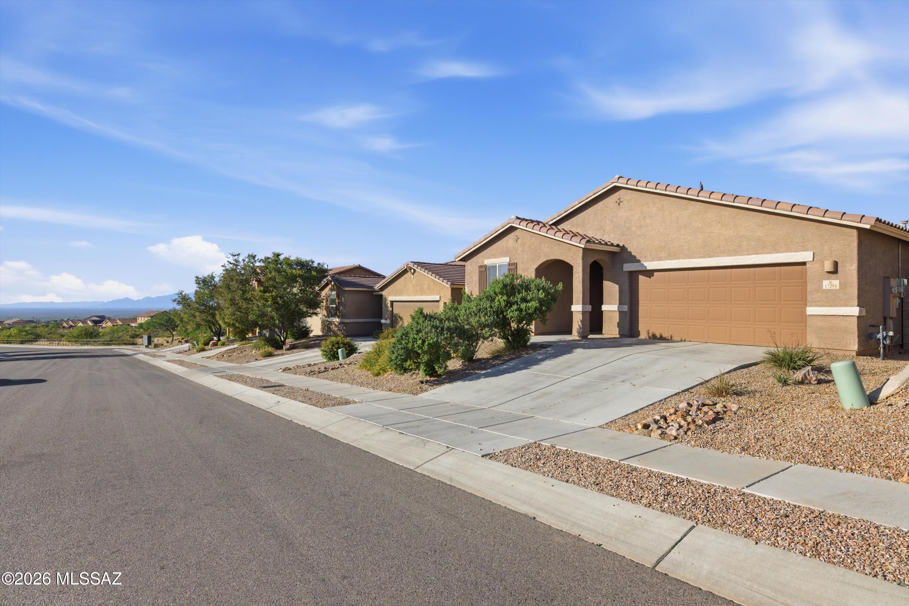 17293 South Ridgerunner Drive Vail, AZ 85641 - Photo 22 of 37