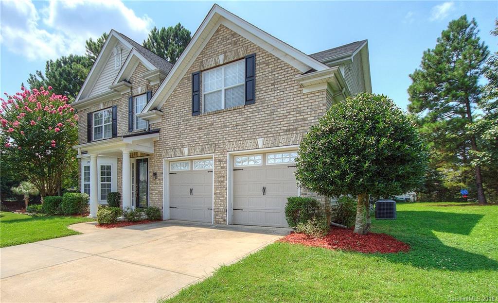 2707 Rondeau Court Matthews, NC 28105 - Photo 2 of 35 Gallery Image 2