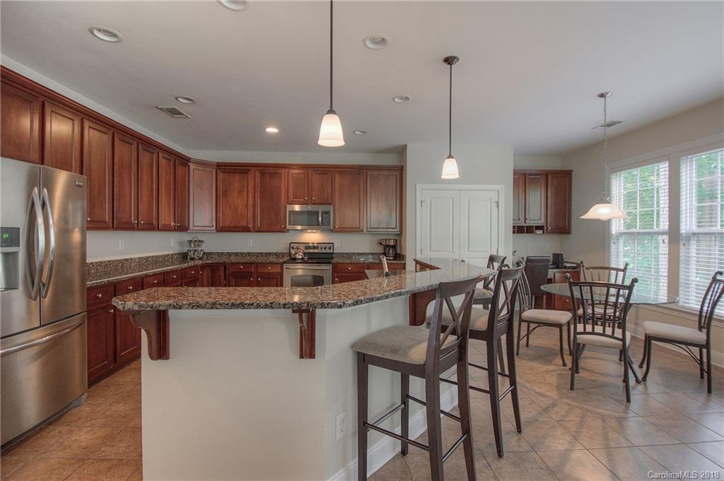2707 Rondeau Court Matthews, NC 28105 - Photo 14 of 35 Gallery Image 14