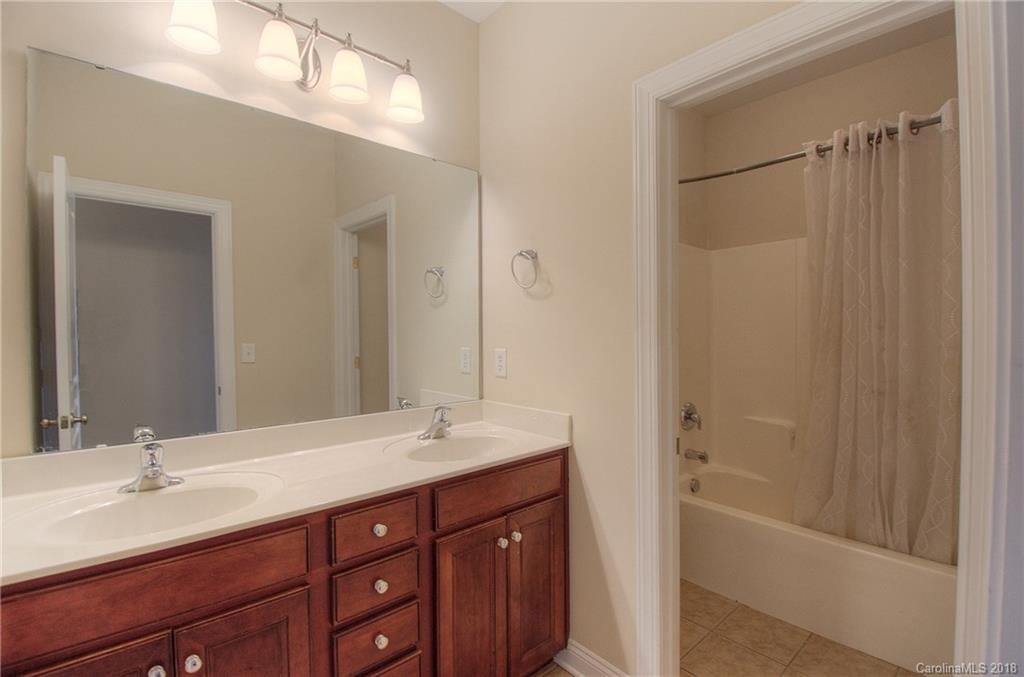 2707 Rondeau Court Matthews, NC 28105 - Photo 23 of 35 Gallery Image 23