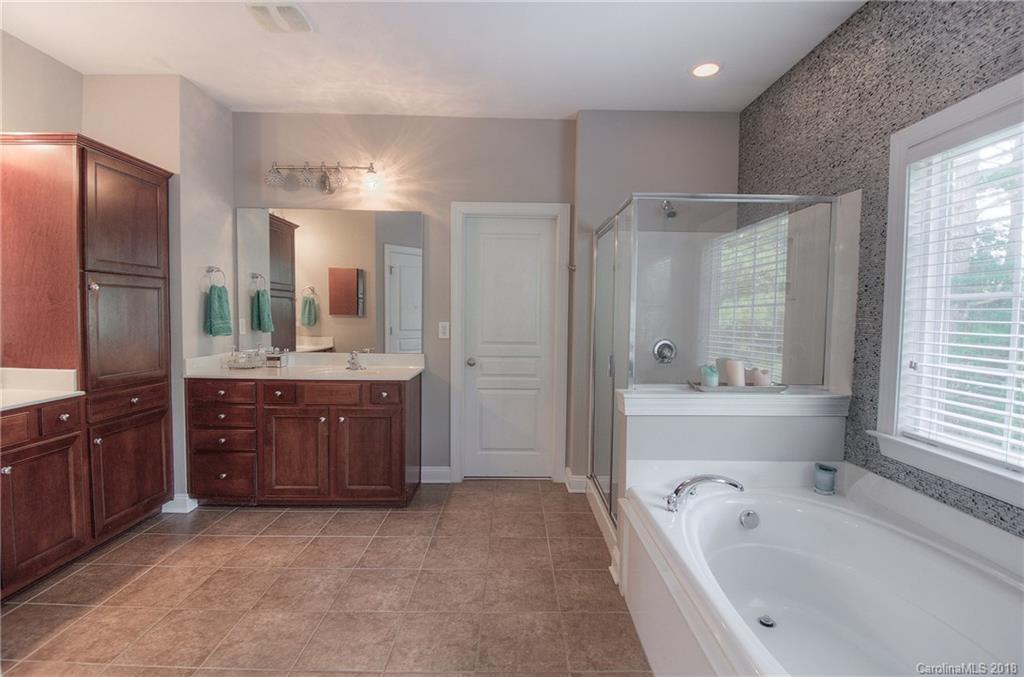2707 Rondeau Court Matthews, NC 28105 - Photo 29 of 35 Gallery Image 29