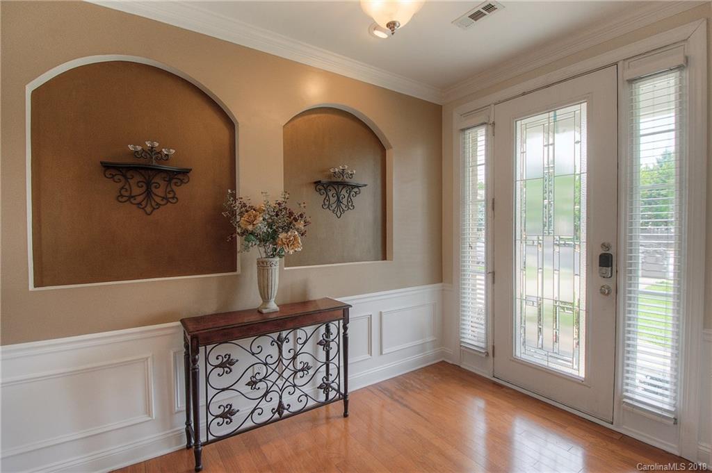 2707 Rondeau Court Matthews, NC 28105 - Photo 4 of 35 Gallery Image 4