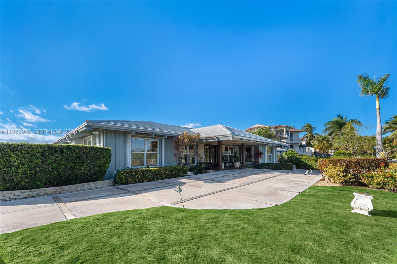 720 Lugo Avenue Coral Gables, FL 33156 - Photo 33 of 71 a view of a house with a yard