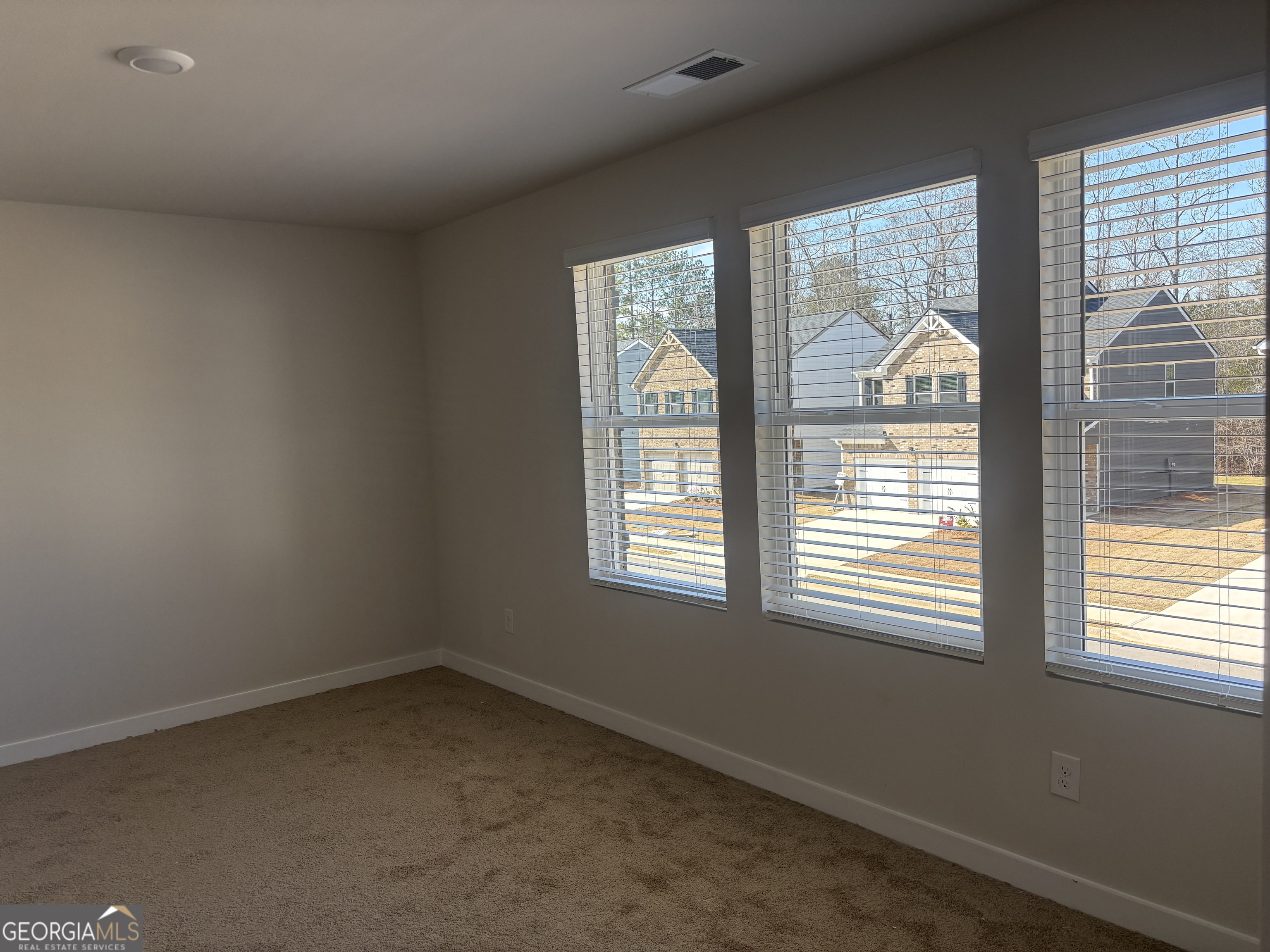 5367 Tolar Road South Fulton, GA 30213 - Photo 21 of 29 an empty room with a window