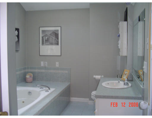 6 Ranlett Lane Billerica, MA 01821 - Photo 9 of 11 Gallery Image 9