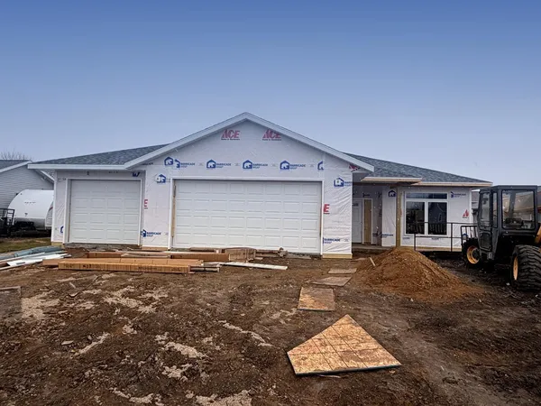 $379,000 | 503 Darlene Drive, Marshall, MN 56258