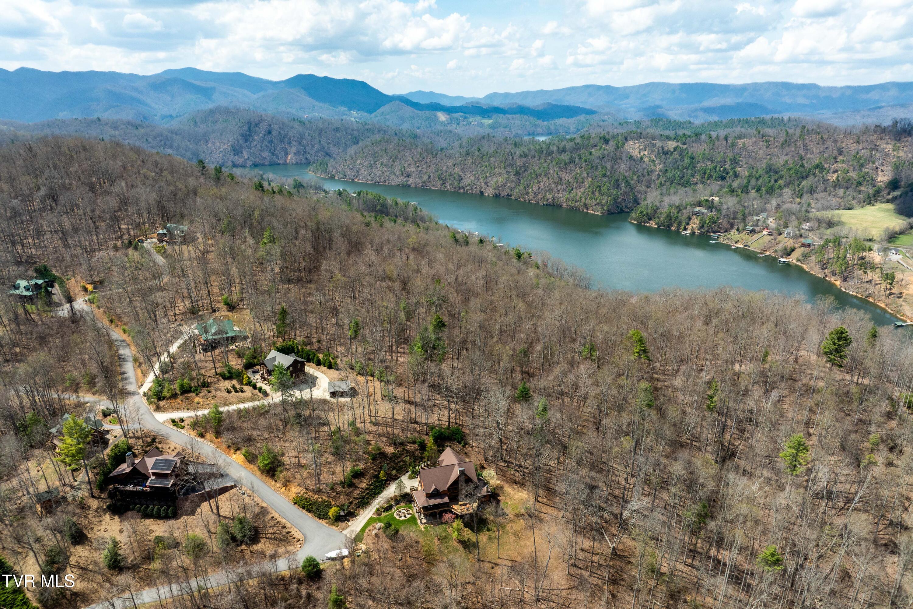 710 Gordon Ridge Road Butler, TN 37640 - Photo 22 of 46 710 Gordon Ridge Road (4 of 142)