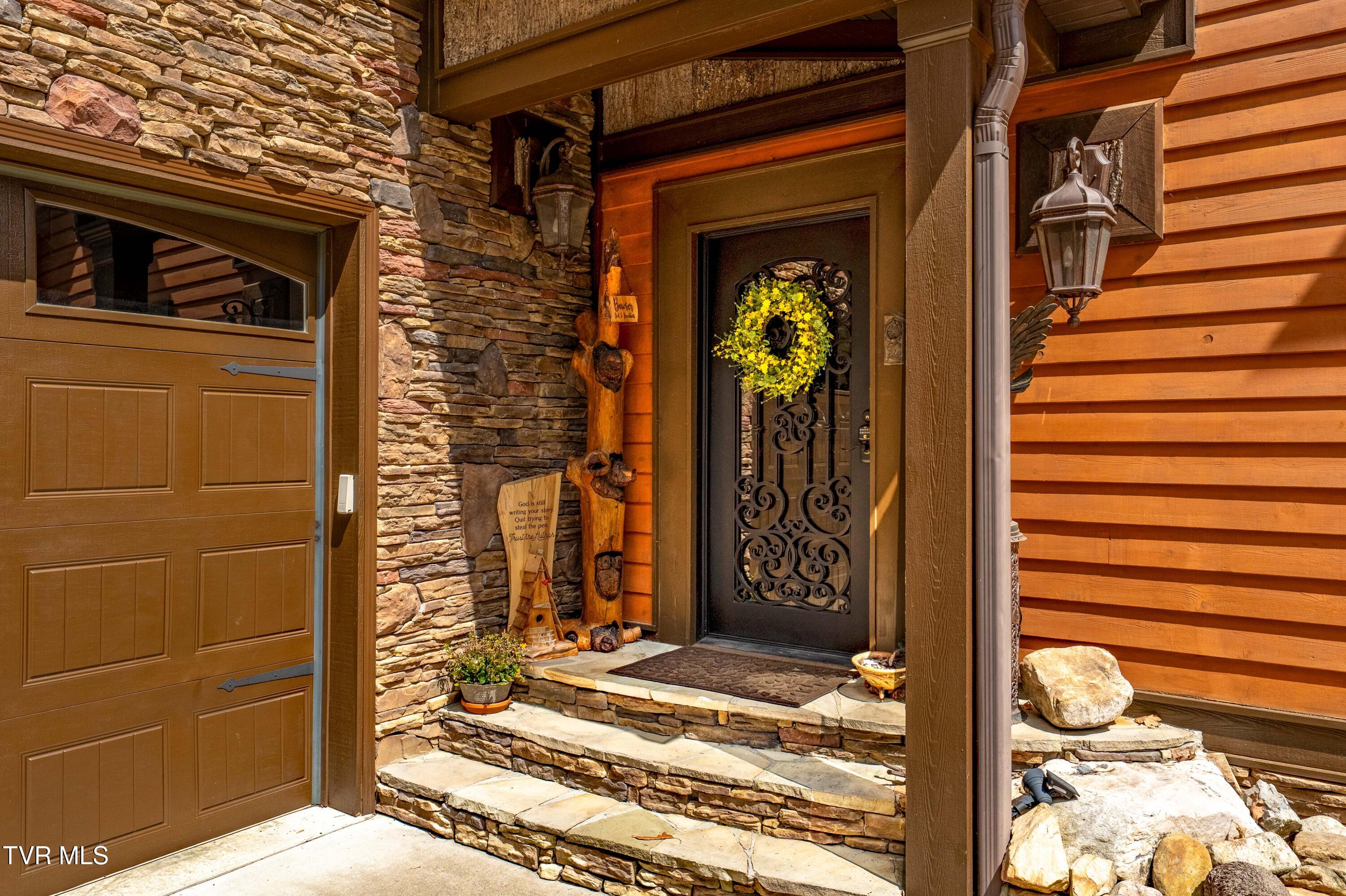 710 Gordon Ridge Road Butler, TN 37640 - Photo 5 of 46 701 Gordon Ridge Front