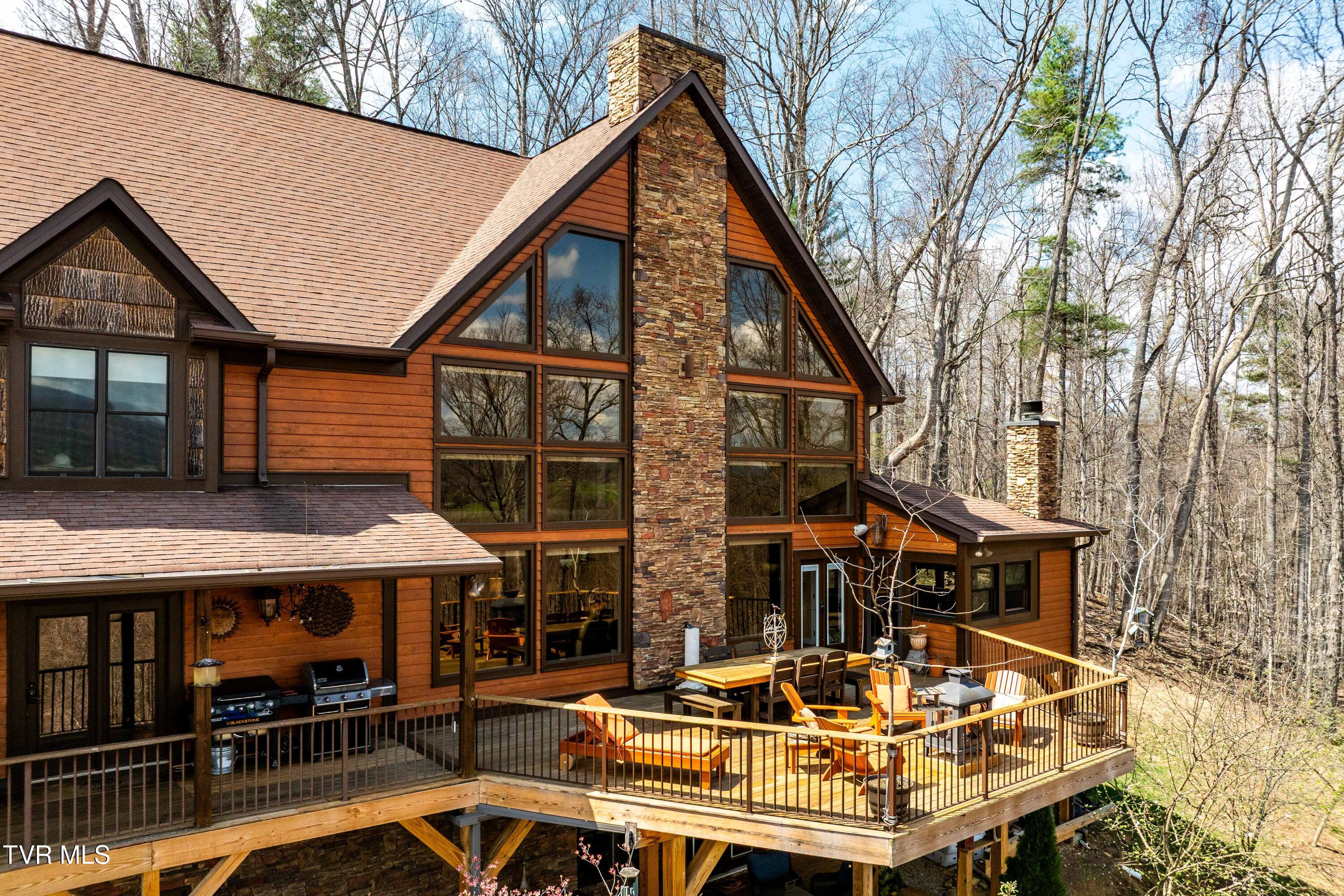 710 Gordon Ridge Road Butler, TN 37640 - Photo 10 of 46 710 Gordon Ridge Road (33 of 142)