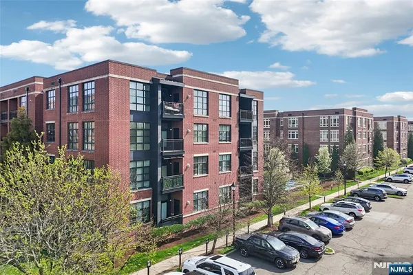 $399,000 | 1101 Riverview Avenue, Unit 101, Englewood, NJ 07631
