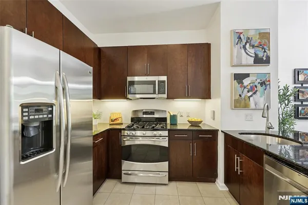 $399,000 | 1101 Riverview Avenue, Unit 101, Englewood, NJ 07631