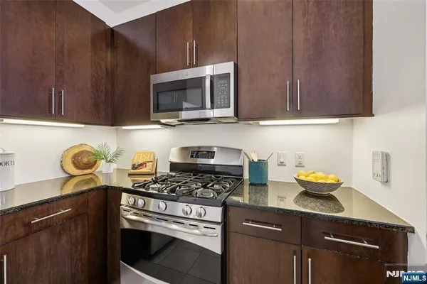 $399,000 | 1101 Riverview Avenue, Unit 101, Englewood, NJ 07631
