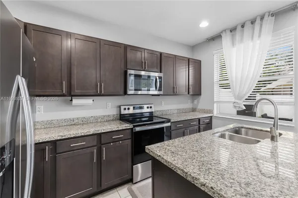 $3,500 | 4813 Northwest 48th Terrace, Tamarac, FL 33319