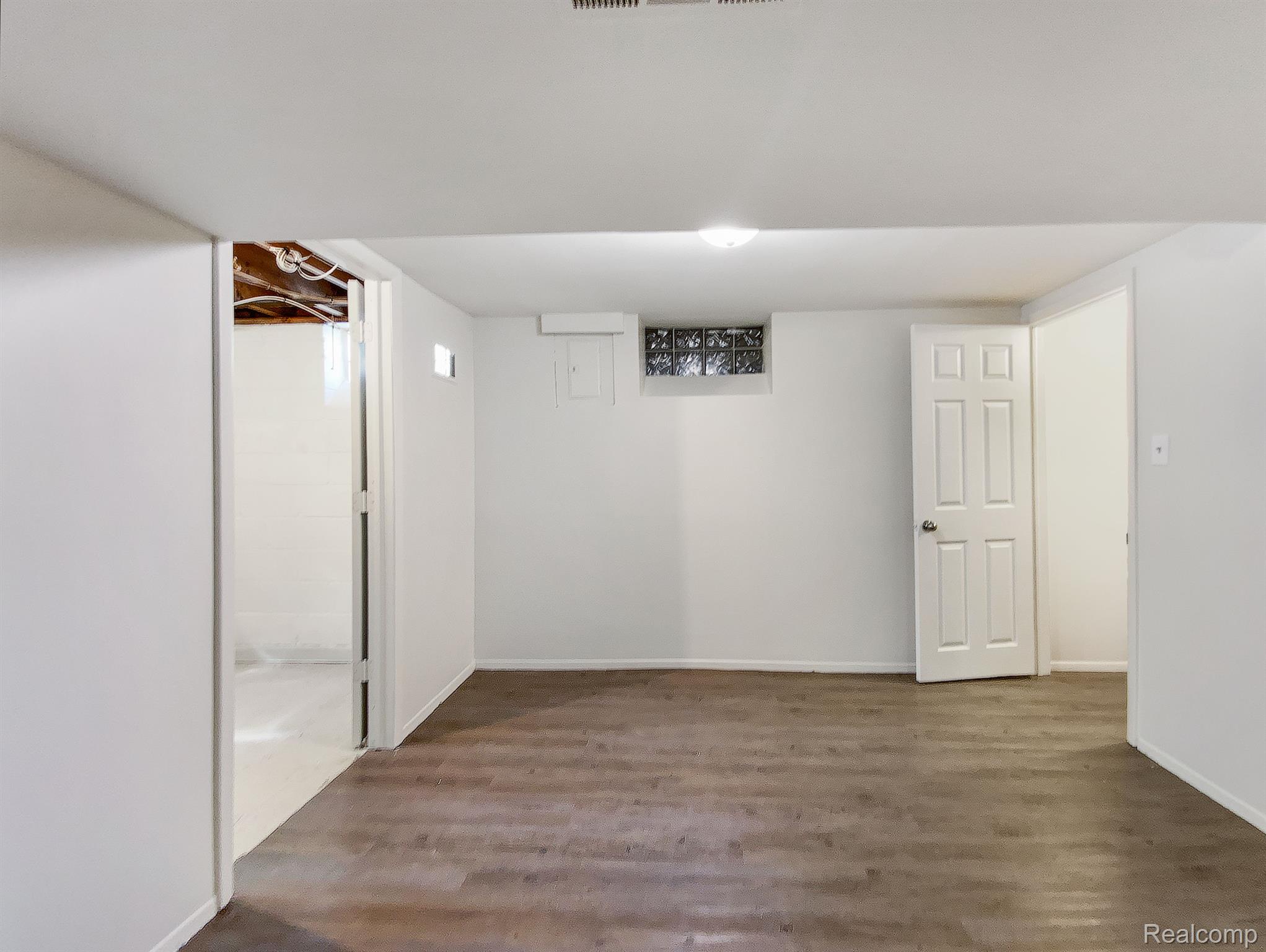 9649 Inkster Road Livonia, MI 48150 - Photo 16 of 19 Gallery Image 16