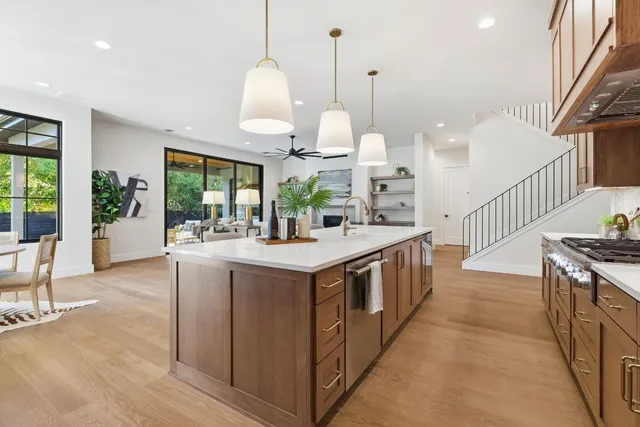 $2,899,000 | 2803 Oak Park Drive, Austin, TX 78704