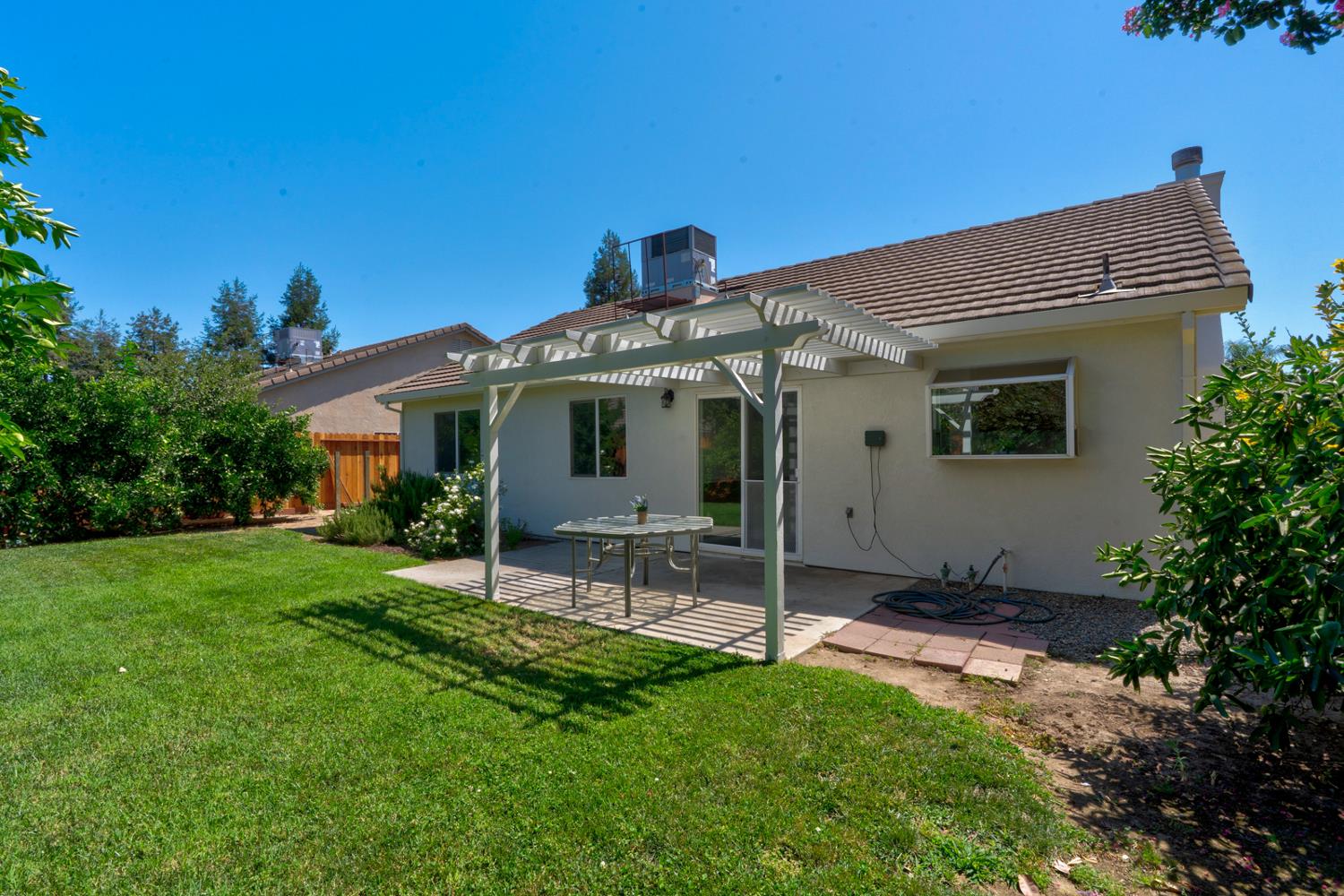 4611 Glimmer Lane Turlock, CA 95382 - Photo 37 of 45
