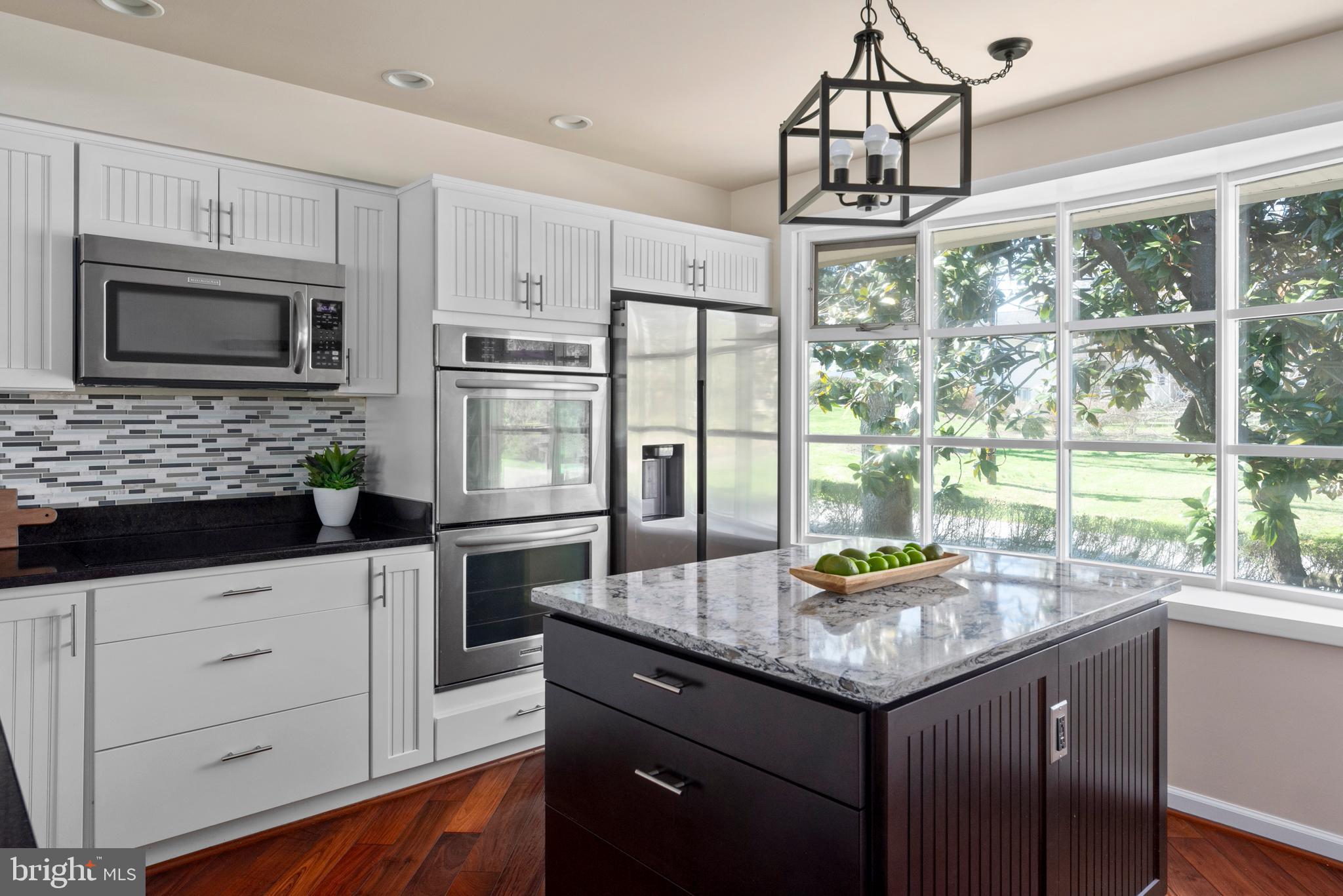 431 Ferry Point Road Annapolis, MD 21403 - Photo 14 of 37