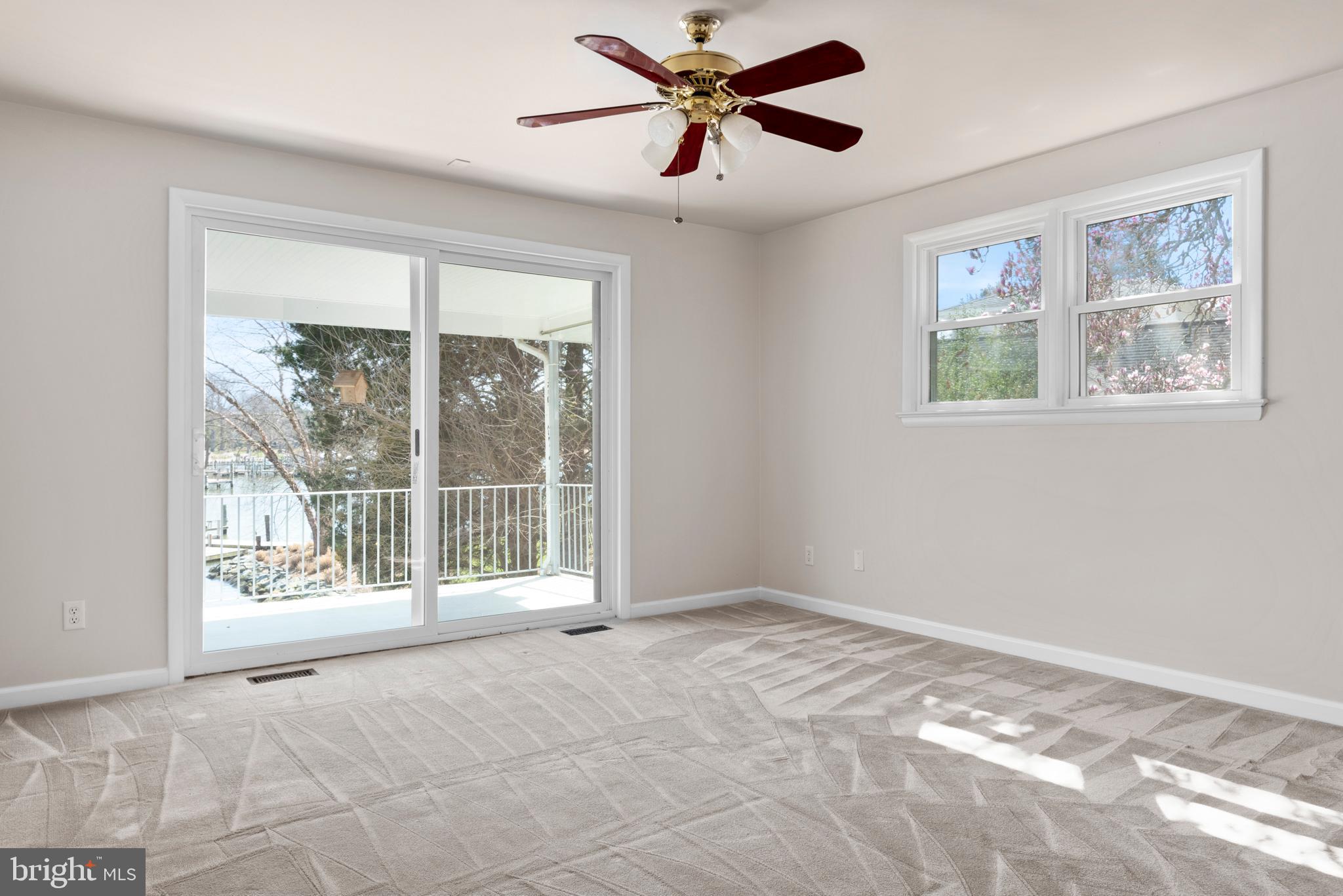 431 Ferry Point Road Annapolis, MD 21403 - Photo 18 of 37 Primary Bedroom