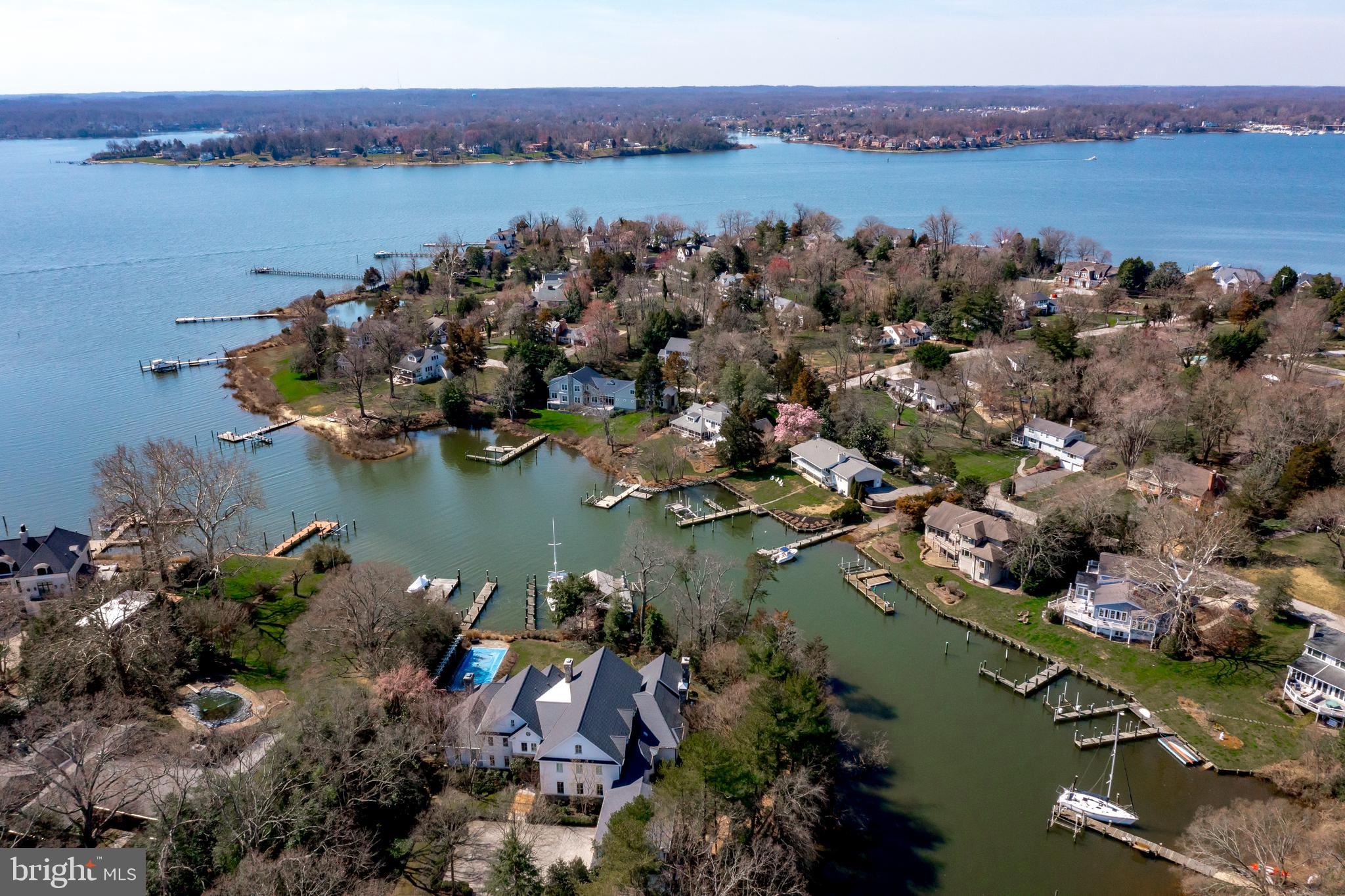 431 Ferry Point Road Annapolis, MD 21403 - Photo 7 of 37