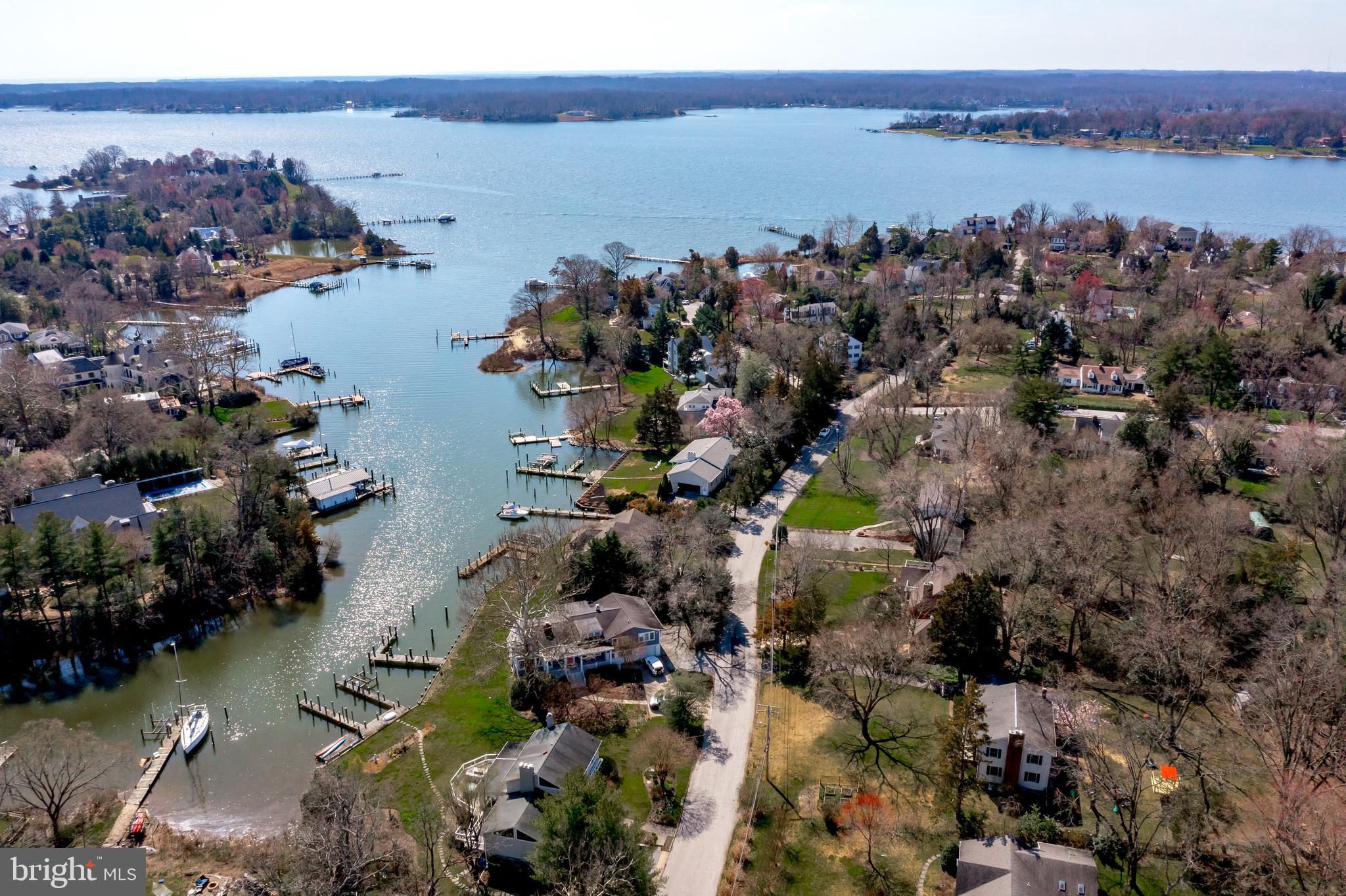 431 Ferry Point Road Annapolis, MD 21403 - Photo 8 of 37