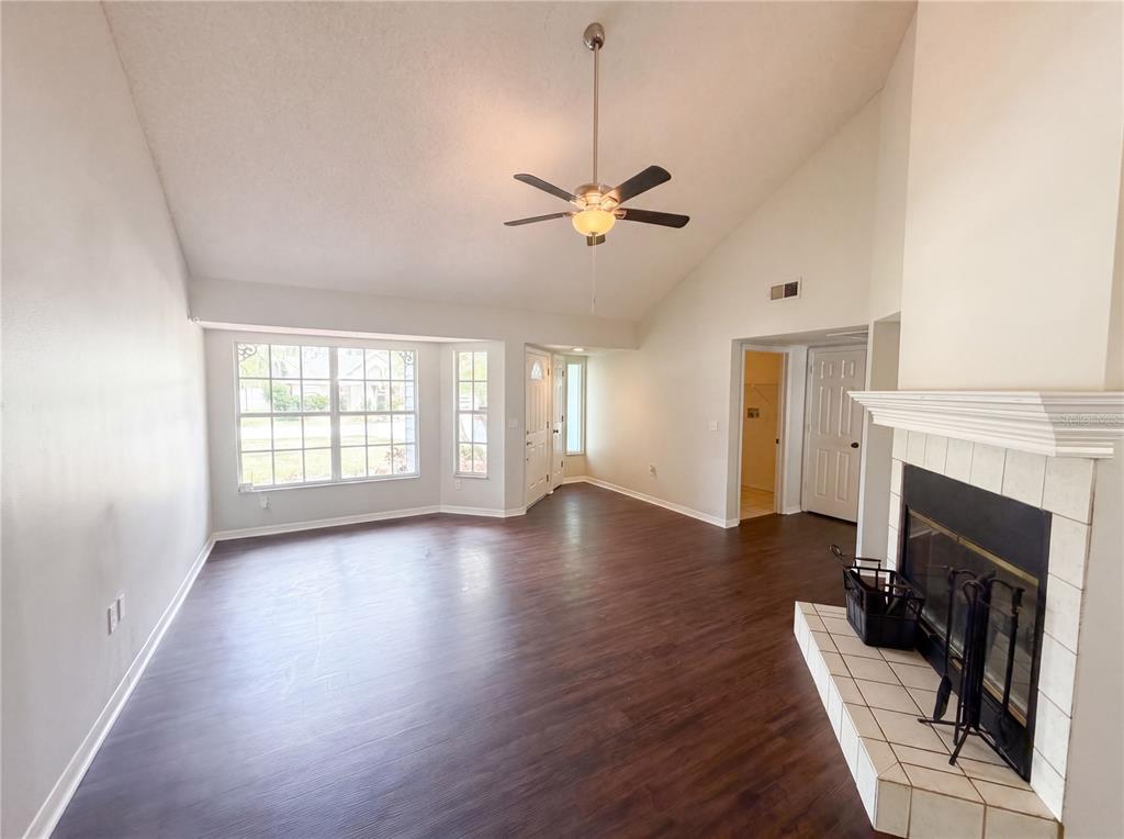 7221 Hideaway Trail New Port Richey, FL 34655 - Photo 5 of 34