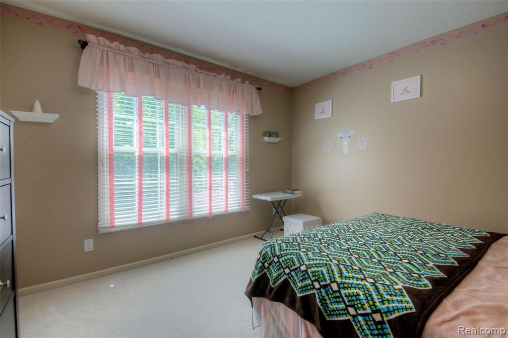 46559 Inverness Road Canton, MI 48188 - Photo 33 of 48