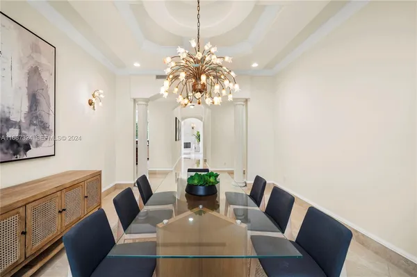 $3,975,000 | 5770 La Luneta Avenue, Miami, FL 33155