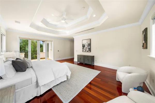 $3,975,000 | 5770 La Luneta Avenue, Miami, FL 33155