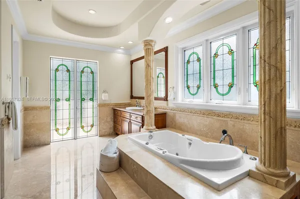 $3,975,000 | 5770 La Luneta Avenue, Miami, FL 33155
