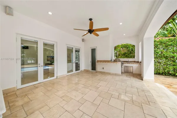 $3,975,000 | 5770 La Luneta Avenue, Miami, FL 33155