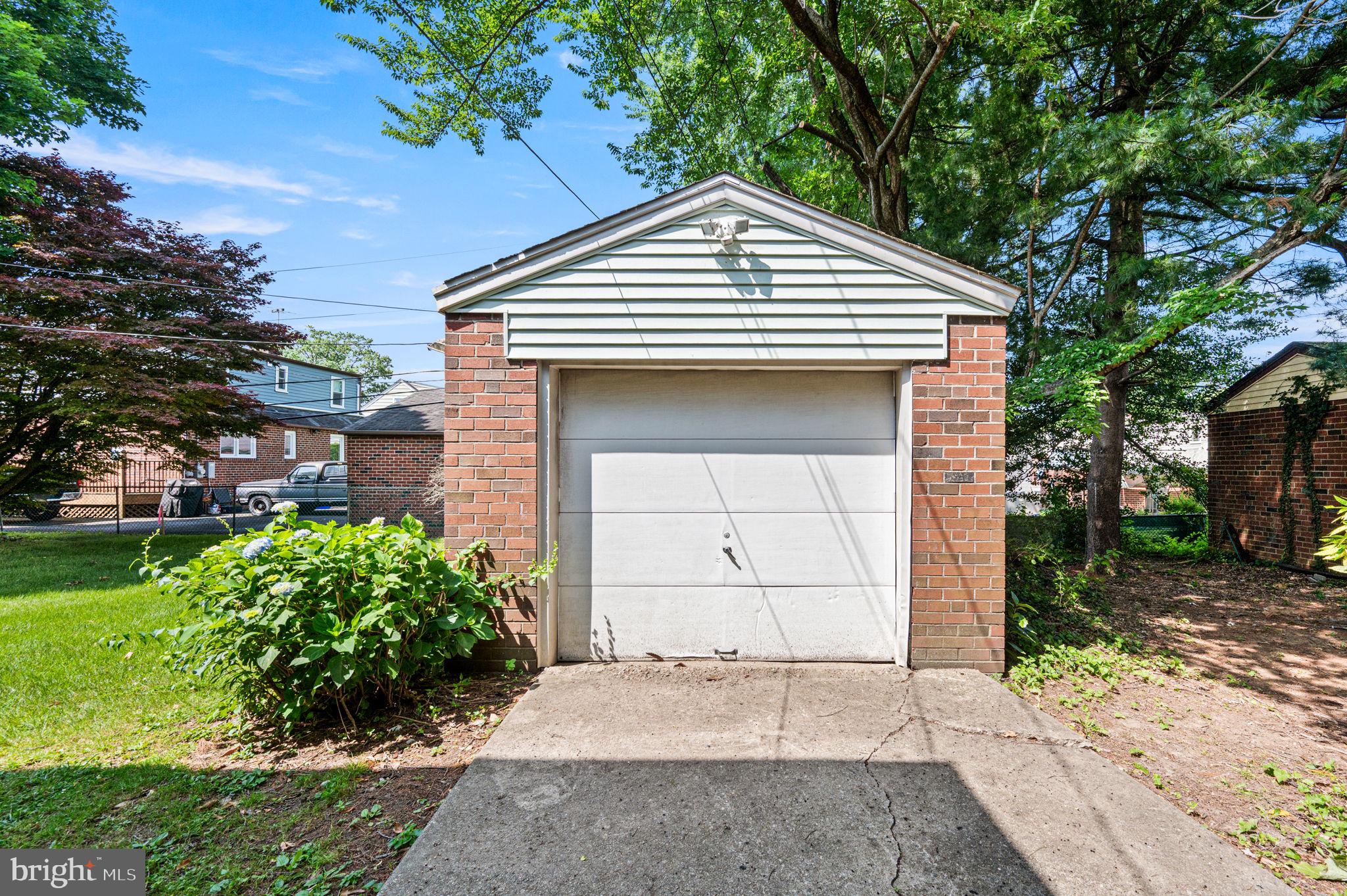 640 South Eagle Road Havertown, PA 19083 - Photo 29 of 31 Detached Garage