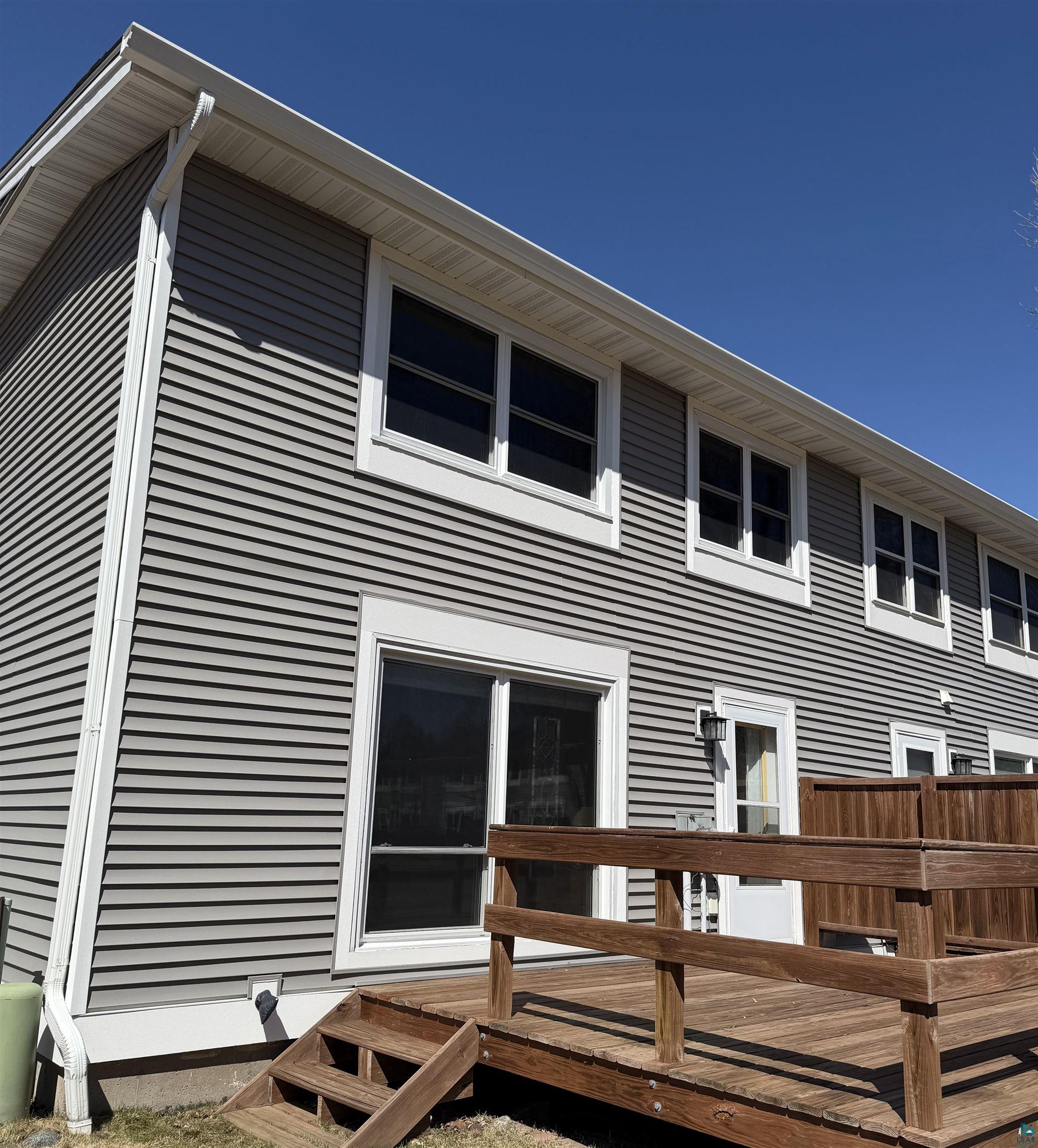 208 Mitchell Circle Duluth, MN 55811 - Photo 2 of 25