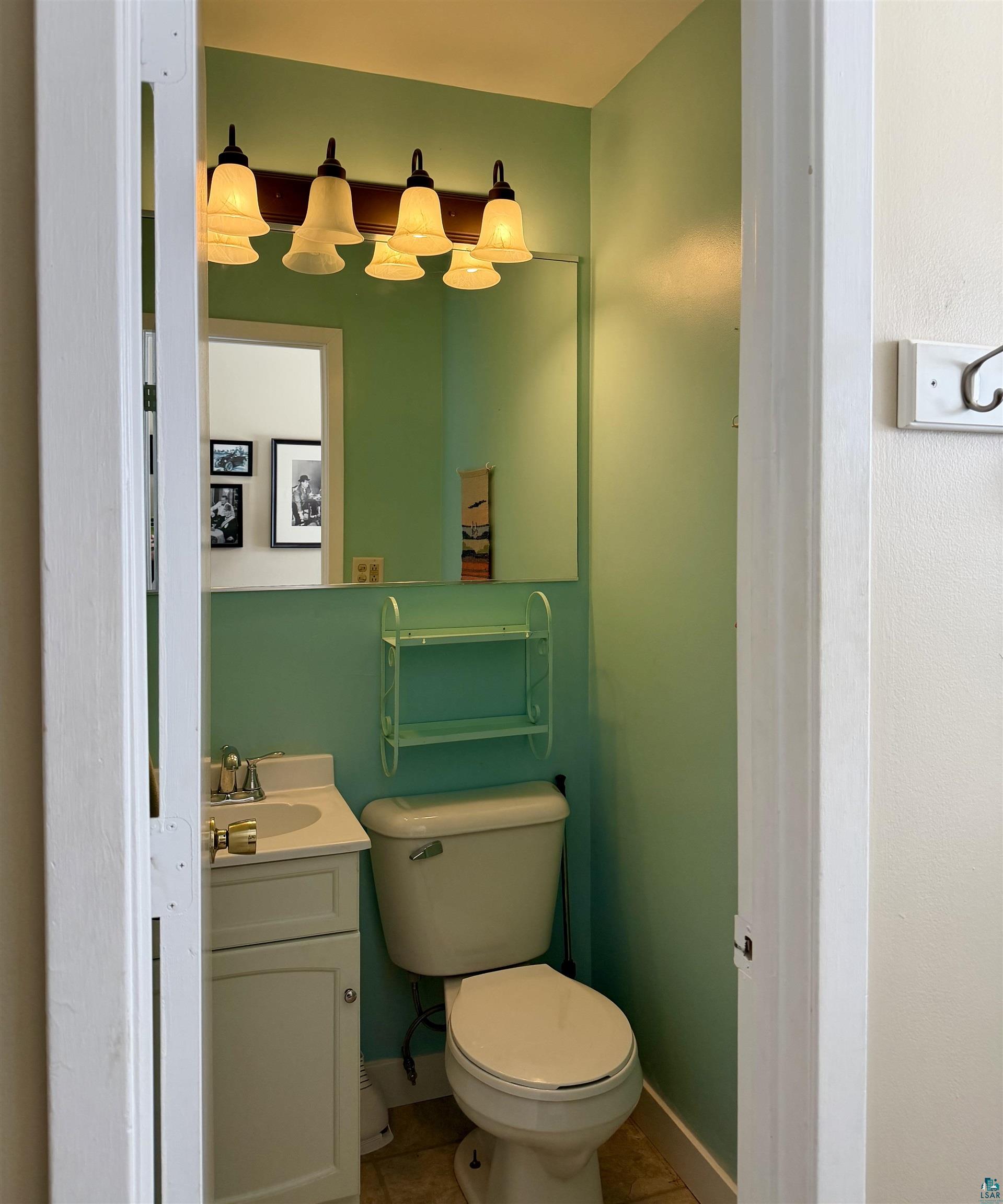 208 Mitchell Circle Duluth, MN 55811 - Photo 10 of 25