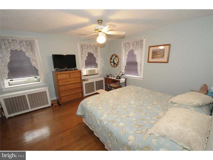 2926 Berkley Road Ardmore, PA 19003 - Photo 15 of 24 Bedroom - Main