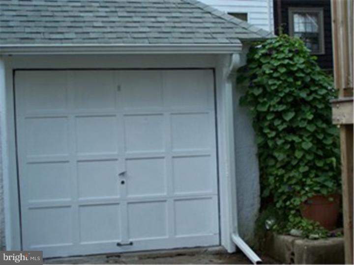 2926 Berkley Road Ardmore, PA 19003 - Photo 22 of 24 Garage