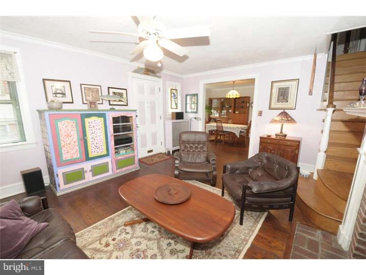 2926 Berkley Road Ardmore, PA 19003 - Photo 7 of 24 Living Room