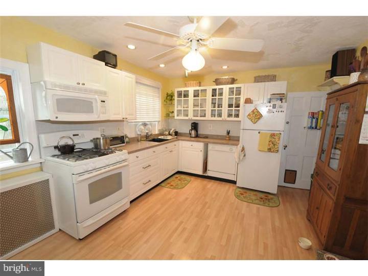 2926 Berkley Road Ardmore, PA 19003 - Photo 10 of 24 Kitchen