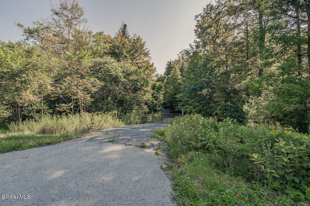 9 Route 9 Wilton, NY 12831 - Photo 5 of 15 MLS-3