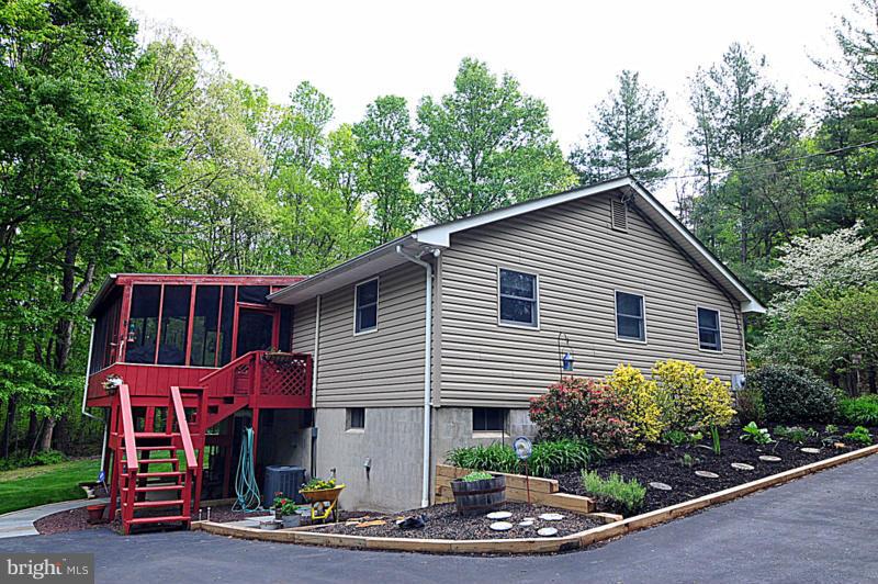 3199 Old Elk Neck Road Elkton, MD 21921 - Photo 4 of 26 Exterior (Rear)